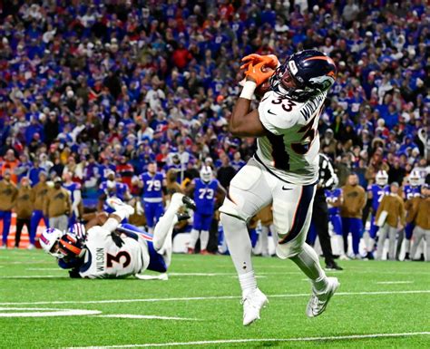 PHOTOS: Denver Broncos upset Buffalo Bills 24-22 in NFL Week 10